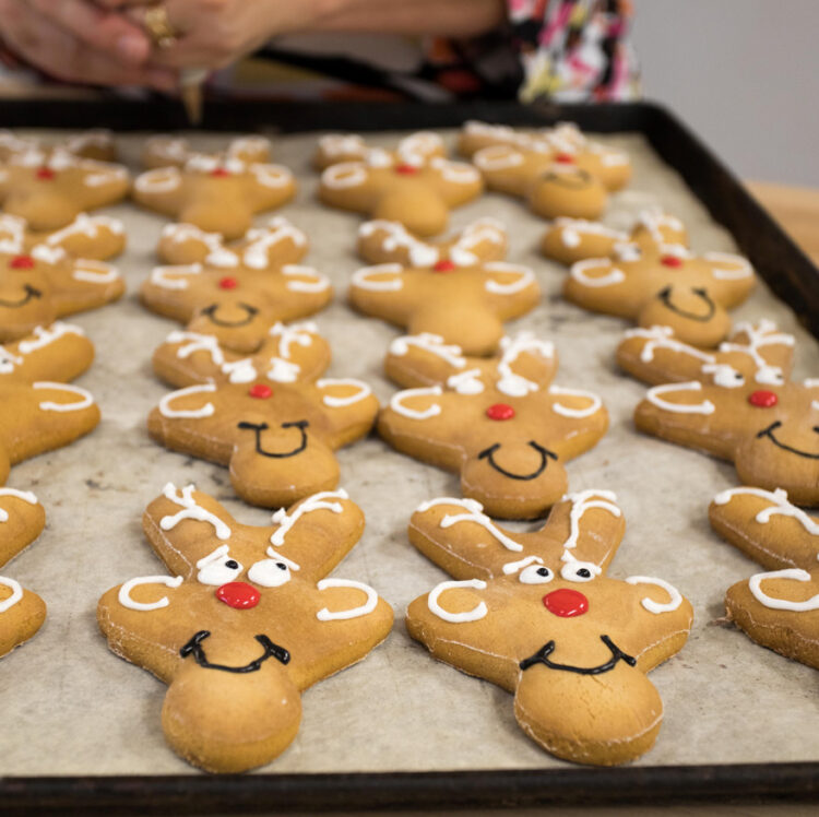 best-gingerbread-cookies-reindeer-white-rock-surrey-hillcrest-bakery