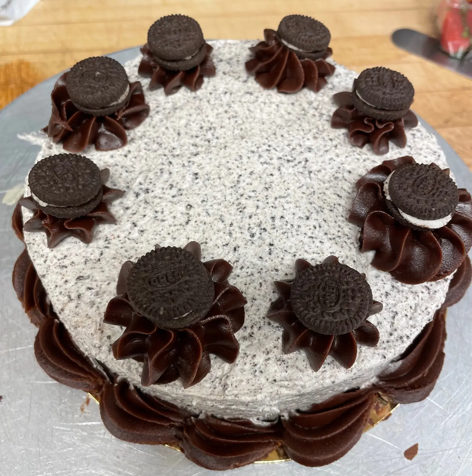 Oreo White Ganache Chocomoist Cake | Sweet Ness Avenue Cakes