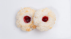 Raspberry Macaroons