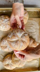 Kaiser Buns (6 Pack)